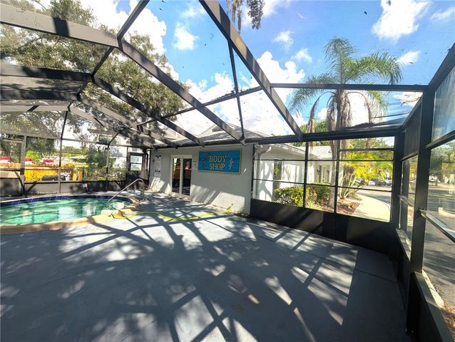 4053 DOLPHIN DRIVE, Tampa, FL 33617