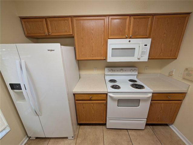 4053 DOLPHIN DRIVE, Tampa, FL 33617