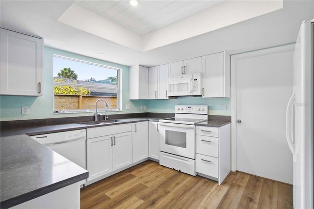 3629 EGERTON CIRCLE, Sarasota, FL 34233