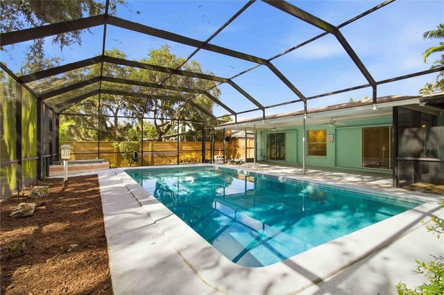 3629 EGERTON CIRCLE, Sarasota, FL 34233