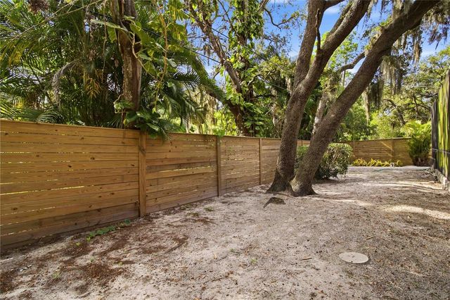 3629 EGERTON CIRCLE, Sarasota, FL 34233