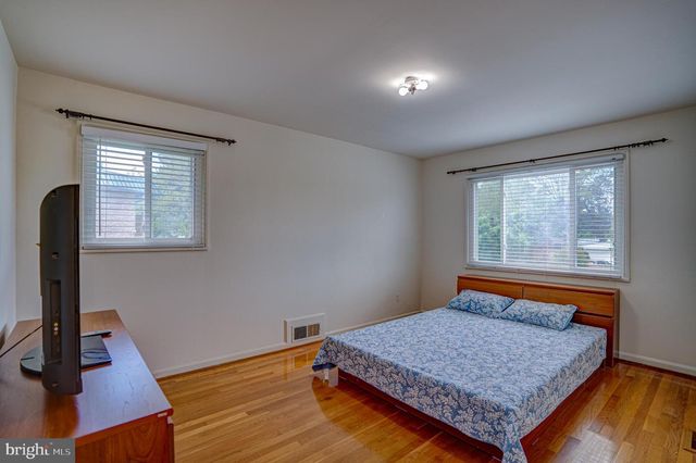 907 TRACY DR, Silver Spring, MD 20904