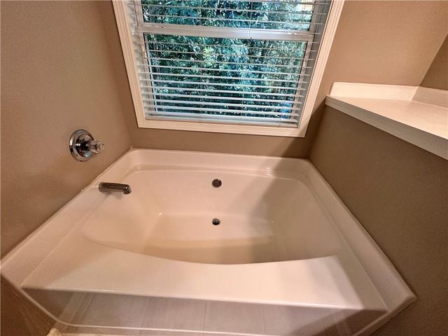 5530 Crestwick Way, Cumming, GA 30040