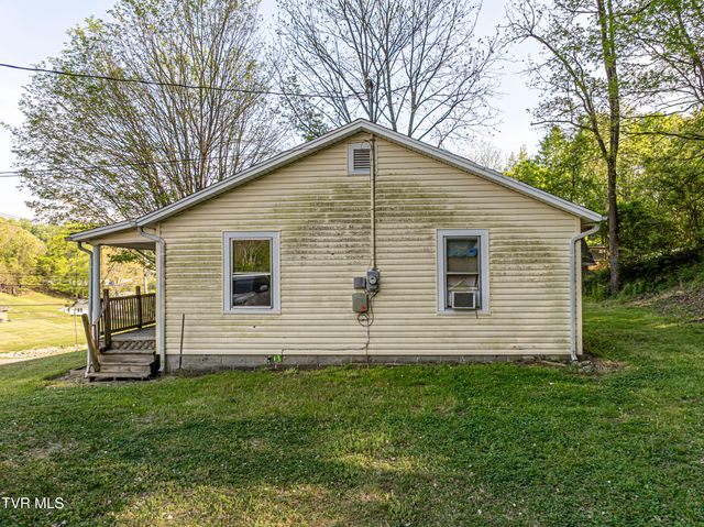 7006 Gate City Highway, Bristol, VA 24202