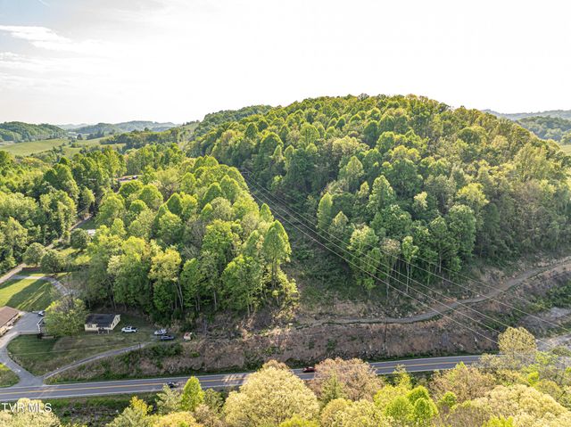 7006 Gate City Highway, Bristol, VA 24202