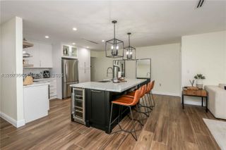 16509 Fox Den Ct, Miami Lakes, FL 33014