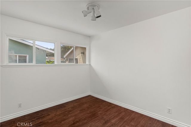 40 W Scott, Long Beach, CA 90805