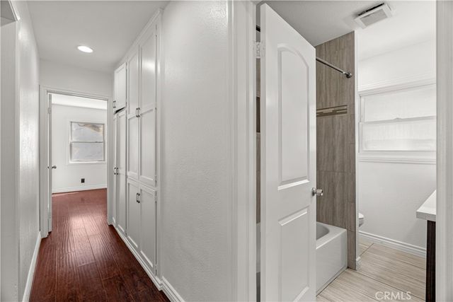 40 W Scott, Long Beach, CA 90805
