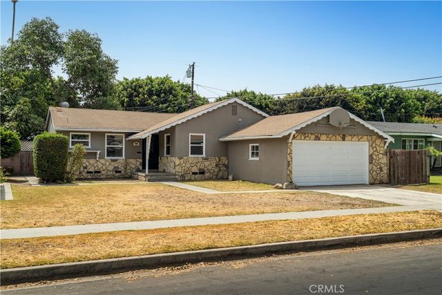 40 W Scott, Long Beach, CA 90805