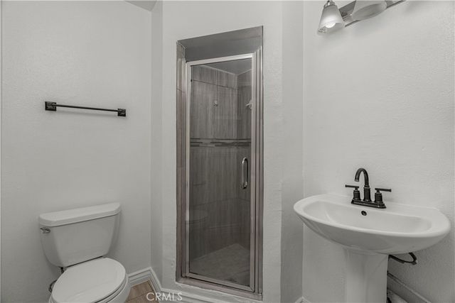 40 W Scott, Long Beach, CA 90805