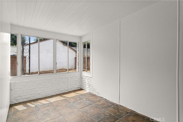 40 W Scott, Long Beach, CA 90805