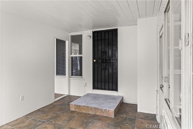 40 W Scott, Long Beach, CA 90805