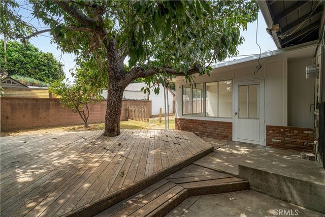 40 W Scott, Long Beach, CA 90805
