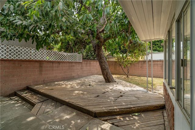 40 W Scott, Long Beach, CA 90805