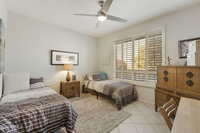 19892 N SHADOW MOUNTAIN Drive, Surprise, AZ 85374