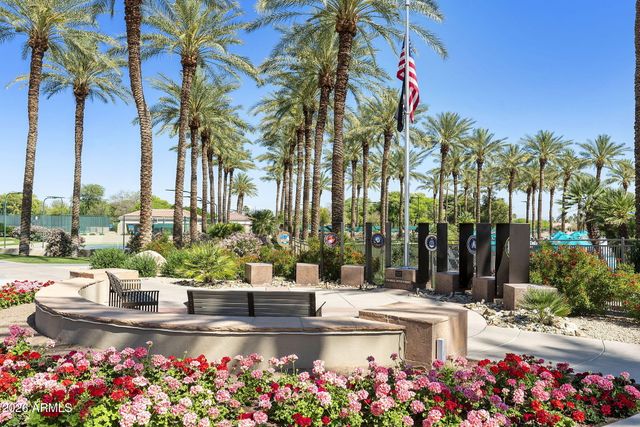 19892 N SHADOW MOUNTAIN Drive, Surprise, AZ 85374