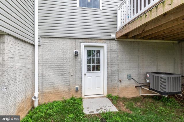 225 HOLSTEIN DR, Hanover, PA 17331
