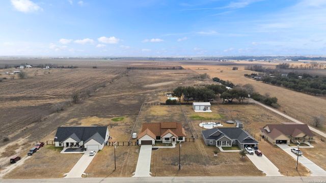 659 Thormeyer, Seguin, TX 78155