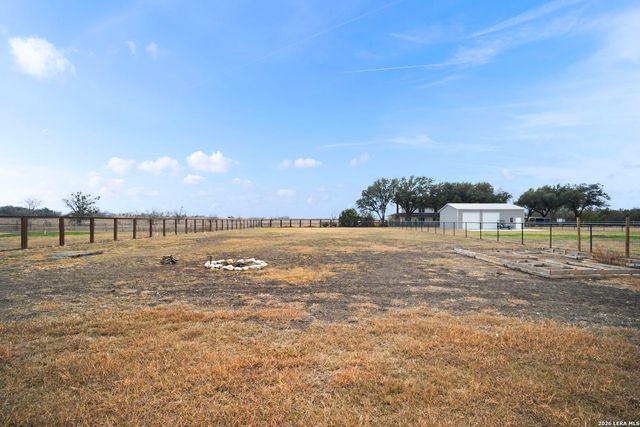 659 Thormeyer, Seguin, TX 78155