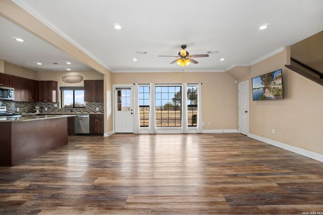 659 Thormeyer, Seguin, TX 78155