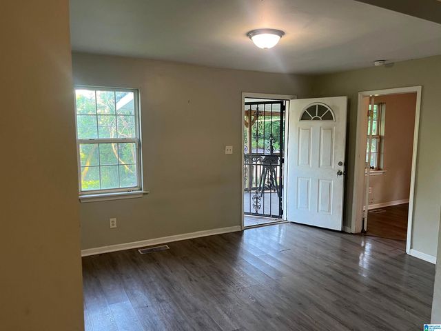 4405 41ST STREET N, Tarrant, AL 35217