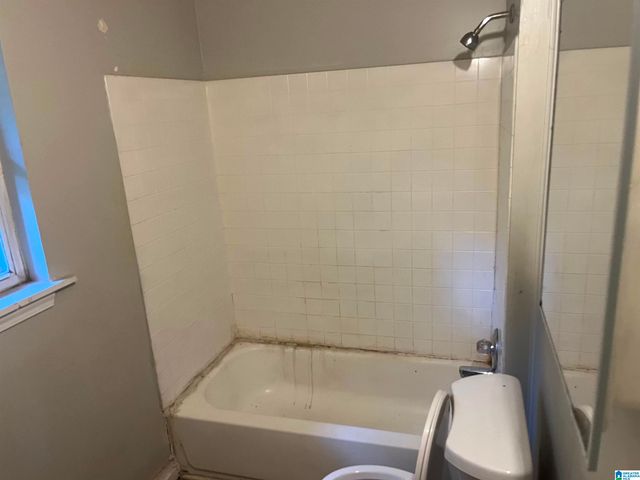 4405 41ST STREET N, Tarrant, AL 35217