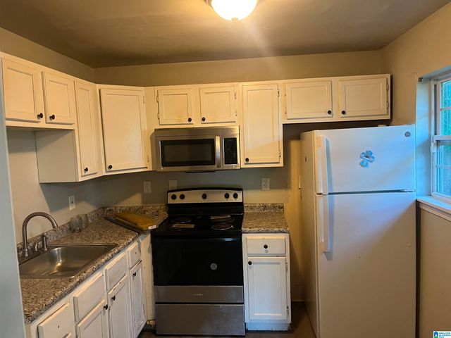 4405 41ST STREET N, Tarrant, AL 35217