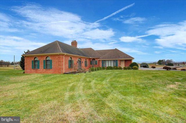 1015 BUCHANAN TRAIL EAST, Greencastle, PA 17225