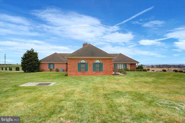 1015 BUCHANAN TRAIL EAST, Greencastle, PA 17225