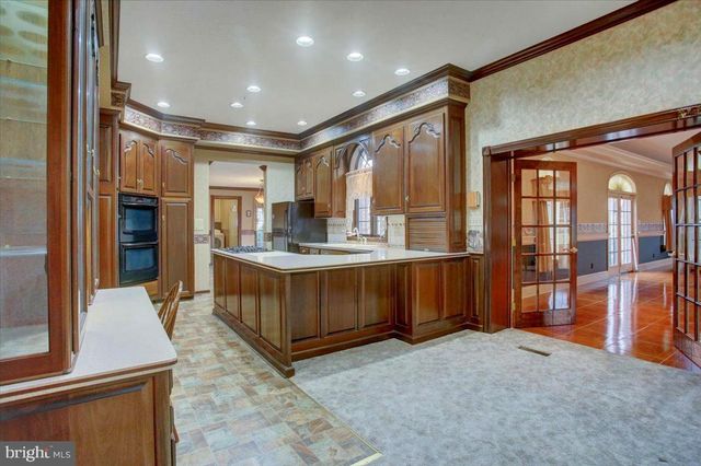 1015 BUCHANAN TRAIL EAST, Greencastle, PA 17225