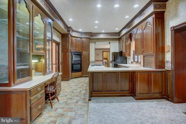 1015 BUCHANAN TRAIL EAST, Greencastle, PA 17225