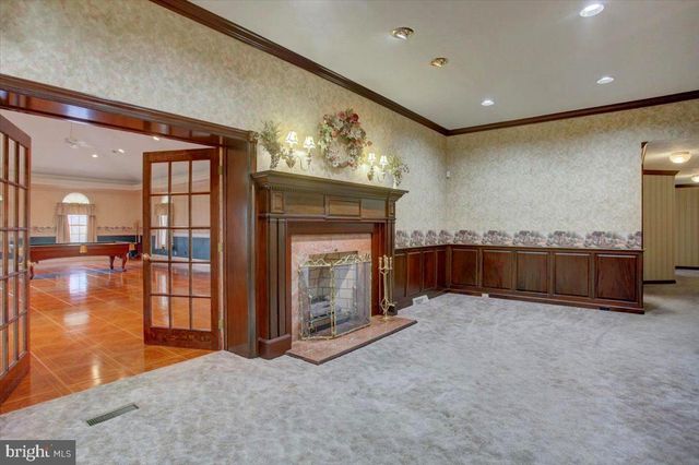 1015 BUCHANAN TRAIL EAST, Greencastle, PA 17225