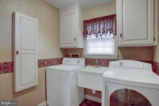 1015 BUCHANAN TRAIL EAST, Greencastle, PA 17225