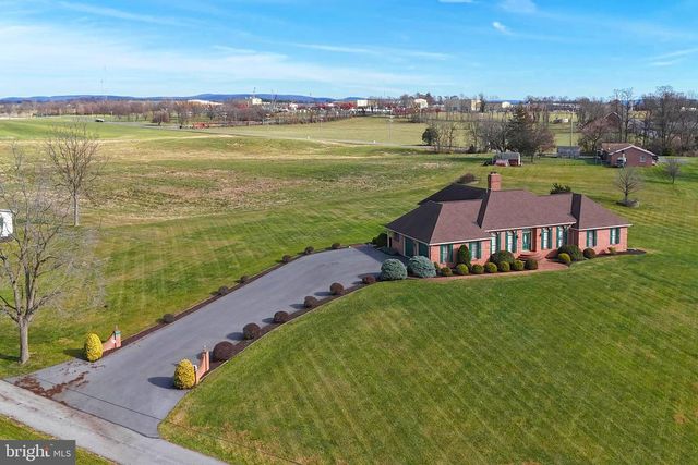 1015 BUCHANAN TRAIL EAST, Greencastle, PA 17225