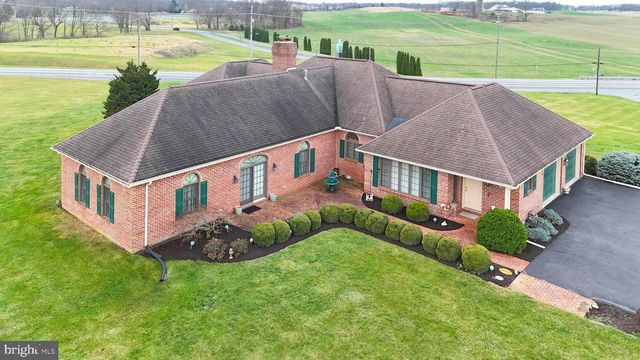 1015 BUCHANAN TRAIL EAST, Greencastle, PA 17225