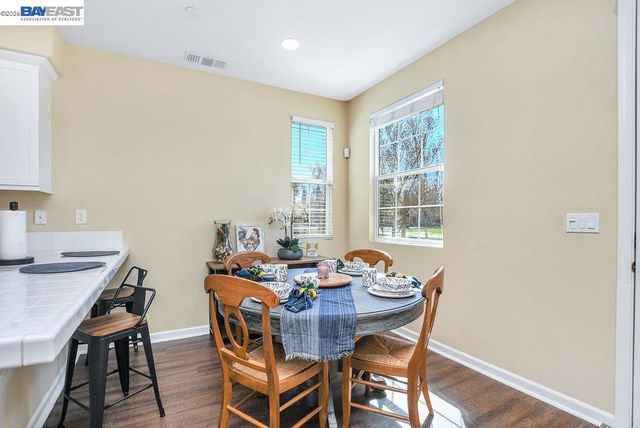 810 Queen Palm Ln, Brentwood, CA 94513