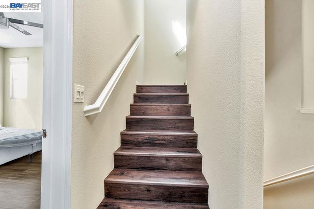 810 Queen Palm Ln, Brentwood, CA 94513