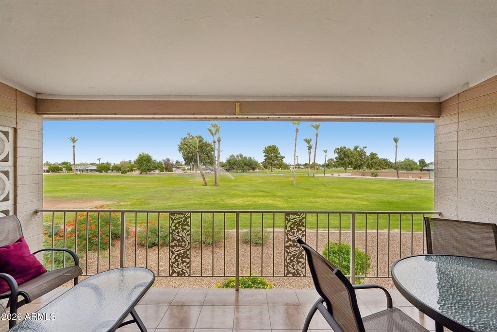10840 N FAIRWAY Court EAST, Sun City, AZ 85351 — exterior