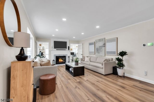 917 Fernwood Ave, Plainfield City, NJ 07062