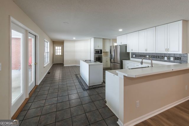 2165 Bakers Bridge Road, Douglasville, GA 30134