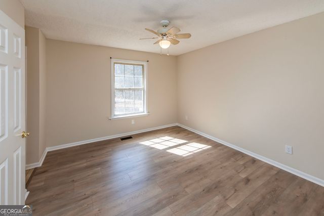 2165 Bakers Bridge Road, Douglasville, GA 30134