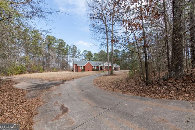 2165 Bakers Bridge Road, Douglasville, GA 30134