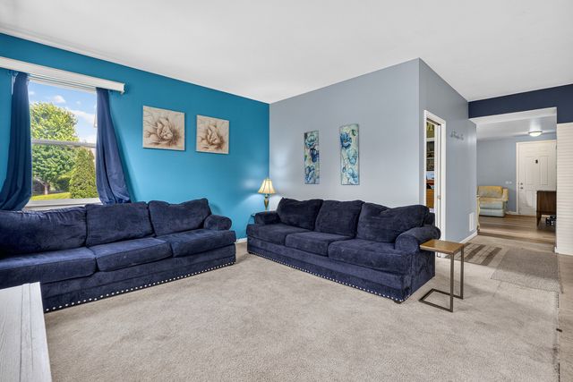 24218 Apple Creek Lane, Plainfield, IL 60586