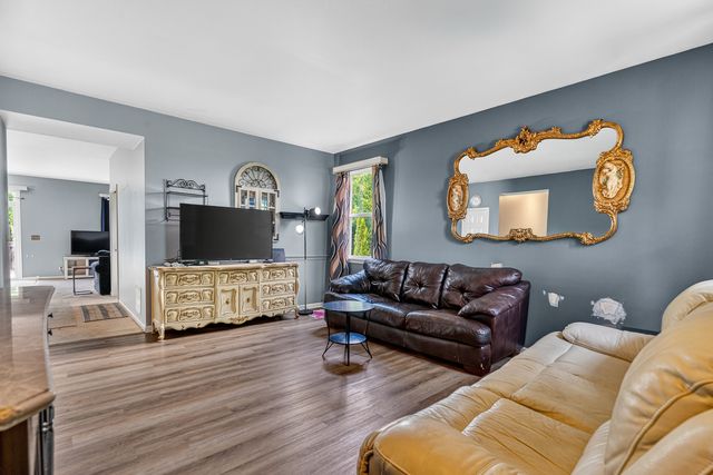 24218 Apple Creek Lane, Plainfield, IL 60586