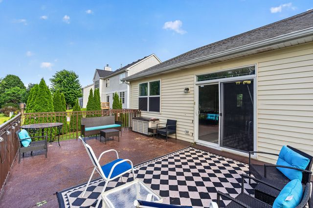 24218 Apple Creek Lane, Plainfield, IL 60586