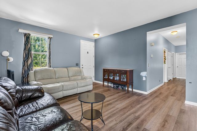 24218 Apple Creek Lane, Plainfield, IL 60586