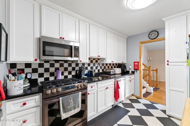 9 Marc Street, Hazlet, NJ 07730
