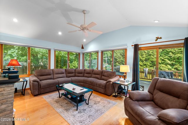9 Marc Street, Hazlet, NJ 07730