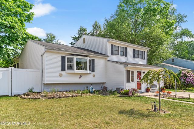 9 Marc Street, Hazlet, NJ 07730
