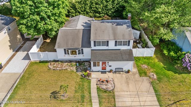 9 Marc Street, Hazlet, NJ 07730